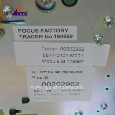 Parti della macchina ATM NCR 5877 F/A NID Presenter Assembly 445-0677375