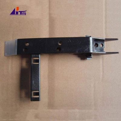 ATM Ricambi NCR Guida uscita in basso a sinistra 445-0676835