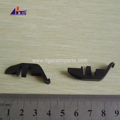 Diebold ATM Ricambi Opteva Stacker Bump Endplate Sinistra 49200674000A